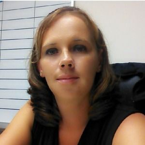 Meet your Posher, Carrie